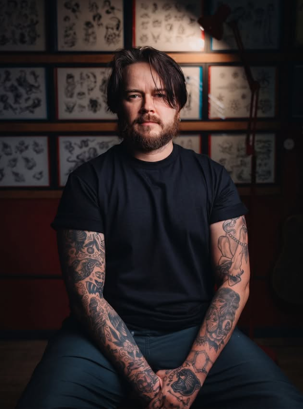 Colab Chuck Carvalho