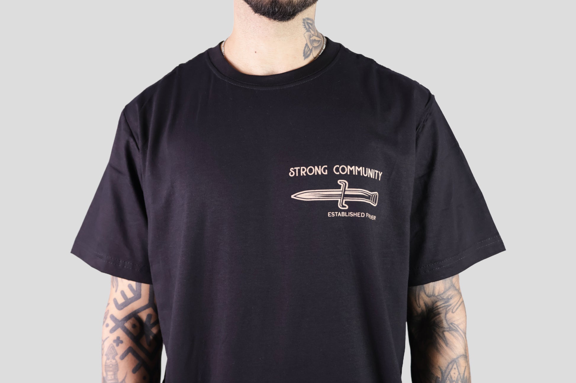 Camiseta Strong Community