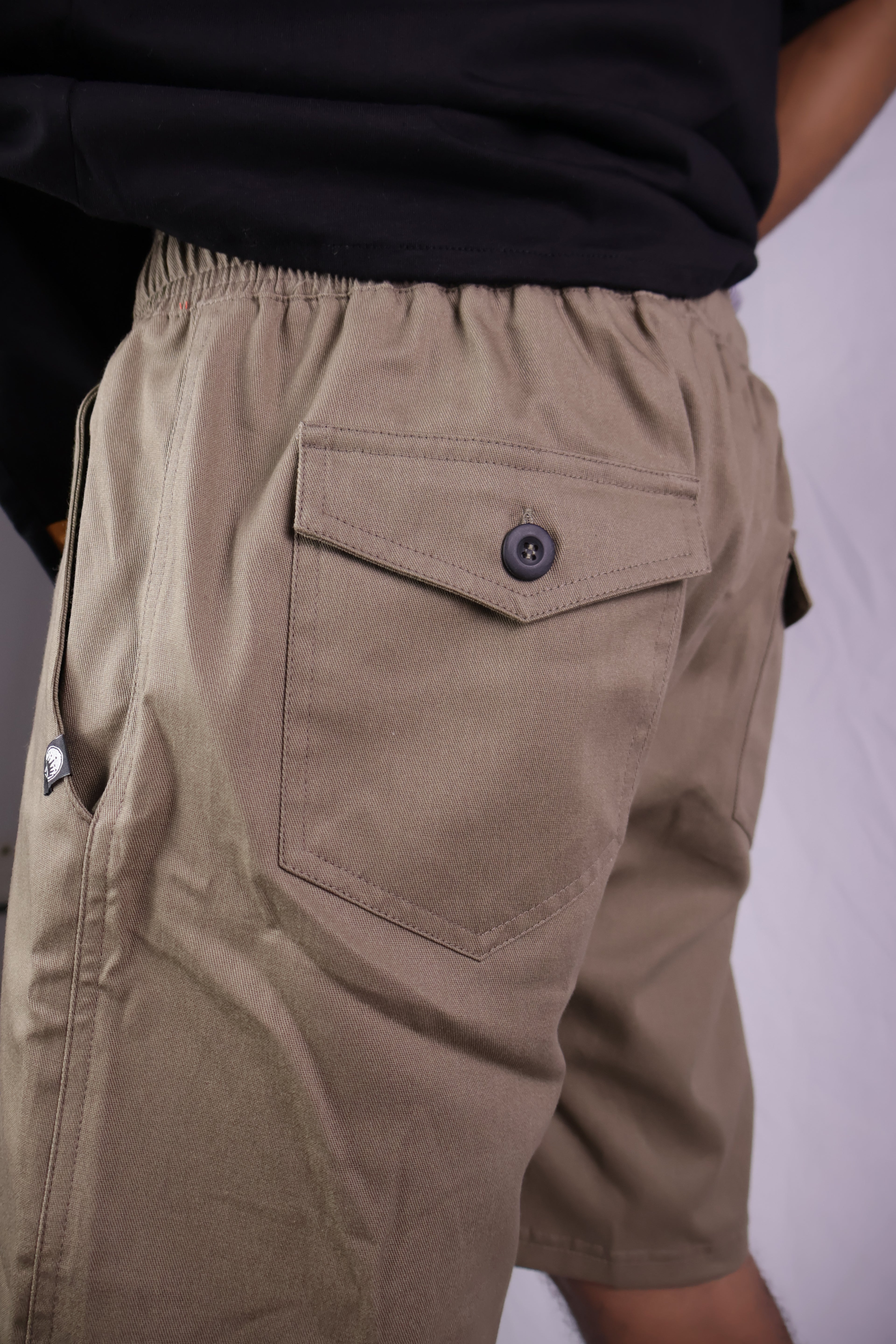 Short Sarja Loose Fit Caqui